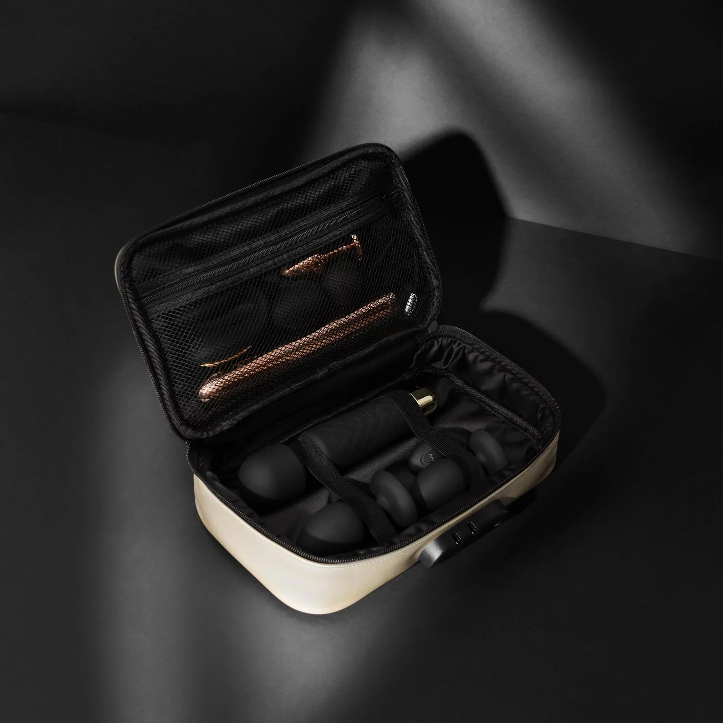 Discreet Box Luxury Gold - DORCEL - BraTopia