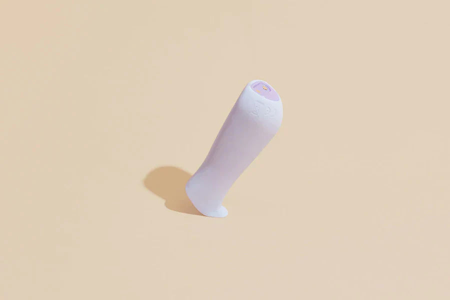 Kip Waterproof Ergonomic Clitoral Vibrator in Lavender - Dame