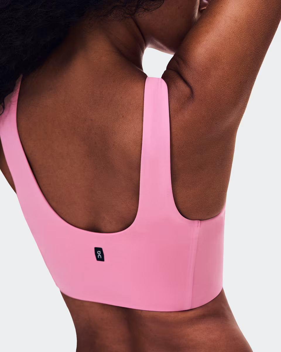 Core 2-in-1 Crop in Bubblegum - On Cloud