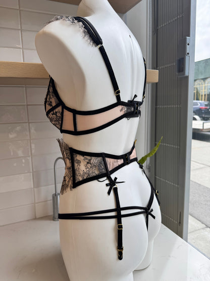 Gwen Eyelash Lace & Mesh Lingerie Set - House of Desire